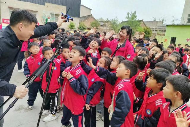 440,0.14,1.51%)培训中心在杞县金城街道职高附属小学开展"