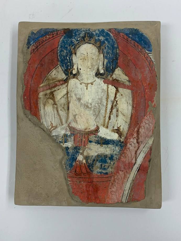 菩萨像壁画残片（暂定名称）。国家文物局供图