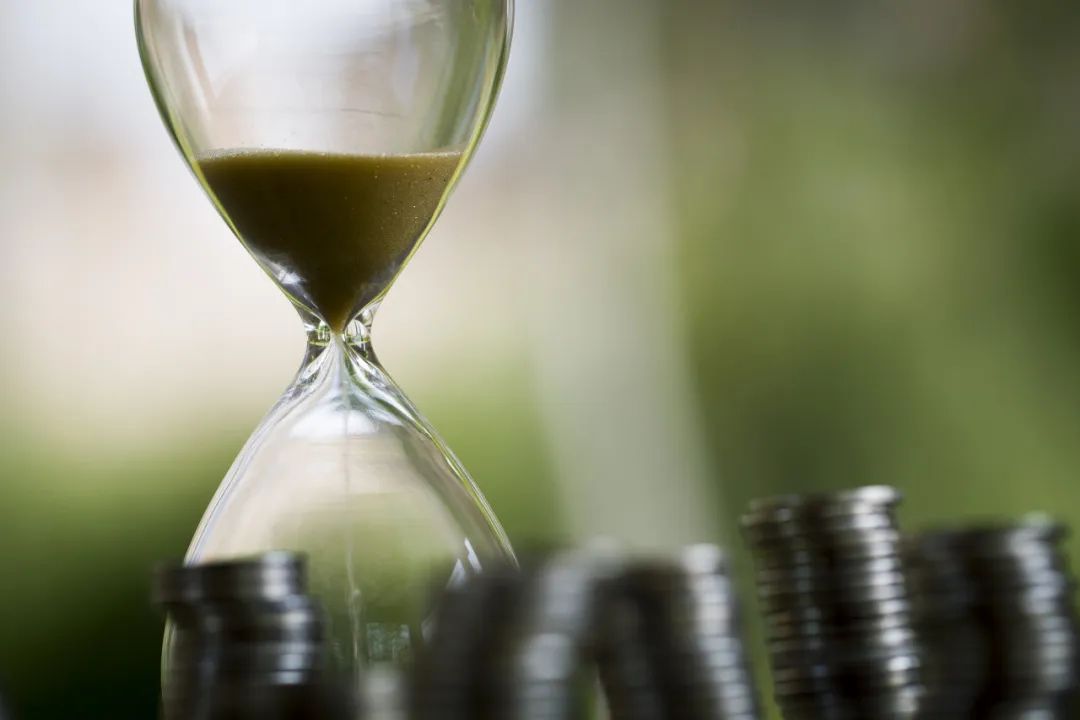 从40美元到2000万,复利思维决定人生__财经头条