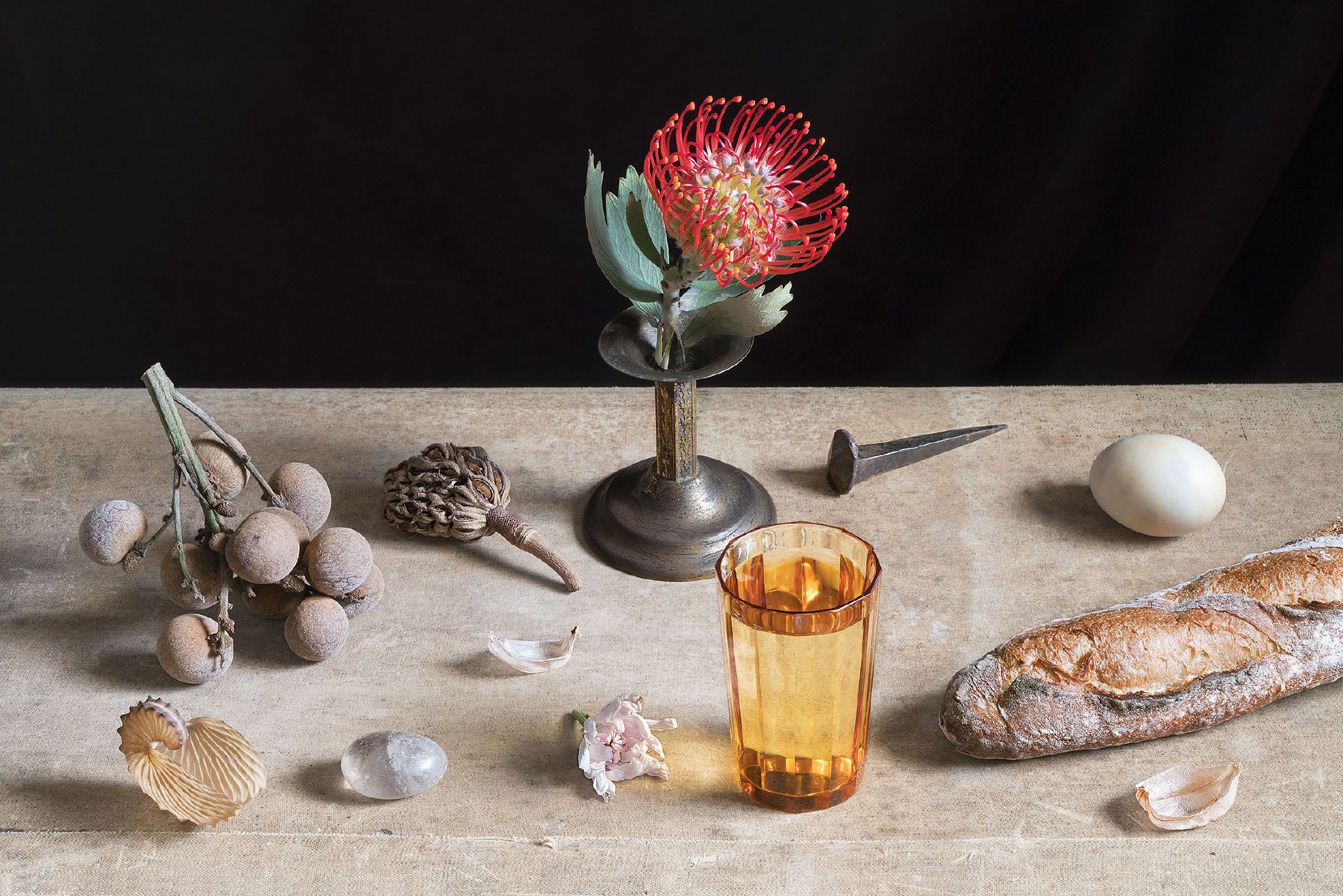 有钉子的静物之一(still life with nail 1),2019.冯君蓝作品