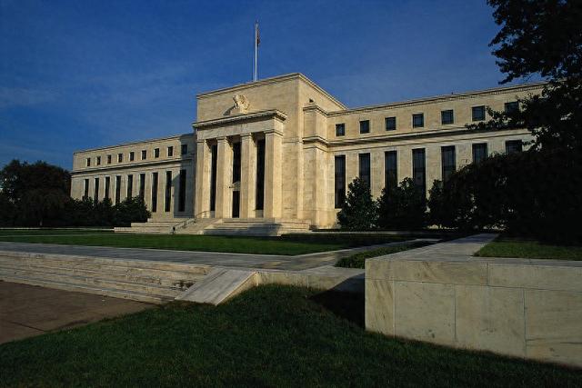 美联储"褐皮书"显示美国物价温和上涨|美联储_新浪财经_新浪网