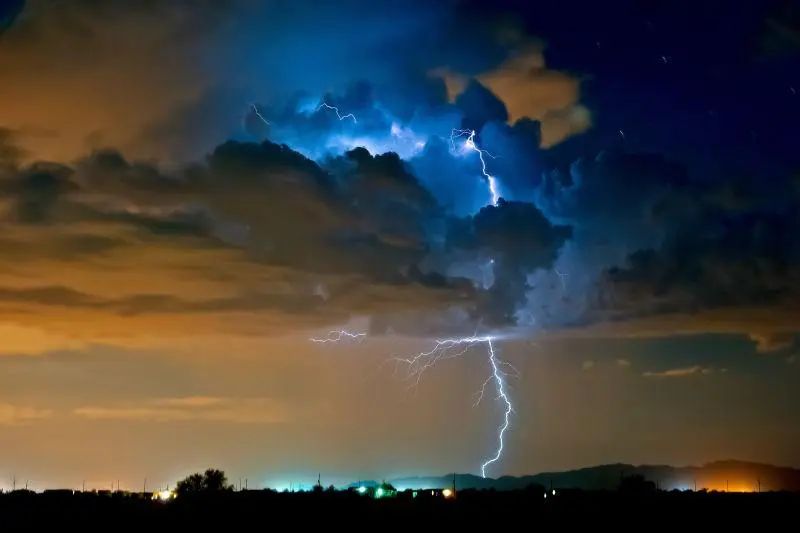 好天气仅此一天明天大转折大风强雷电强降雨组团来袭