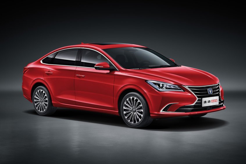 腾飞之路 长安逸动170万台量产车下线