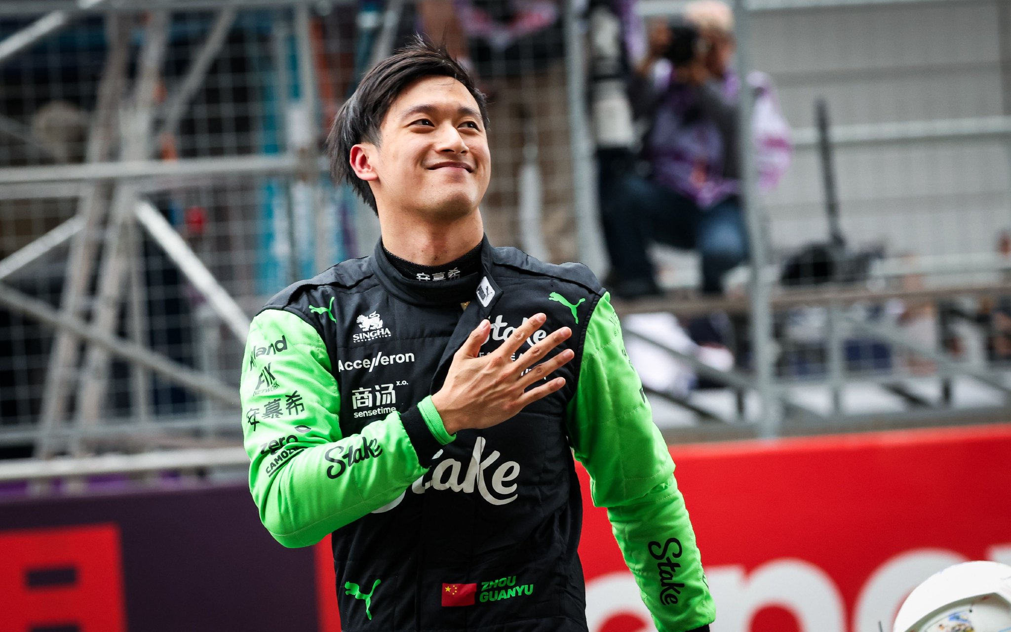 F1中國大獎賽第14名完賽，周冠宇說這一天等了20年 - 新浪香港