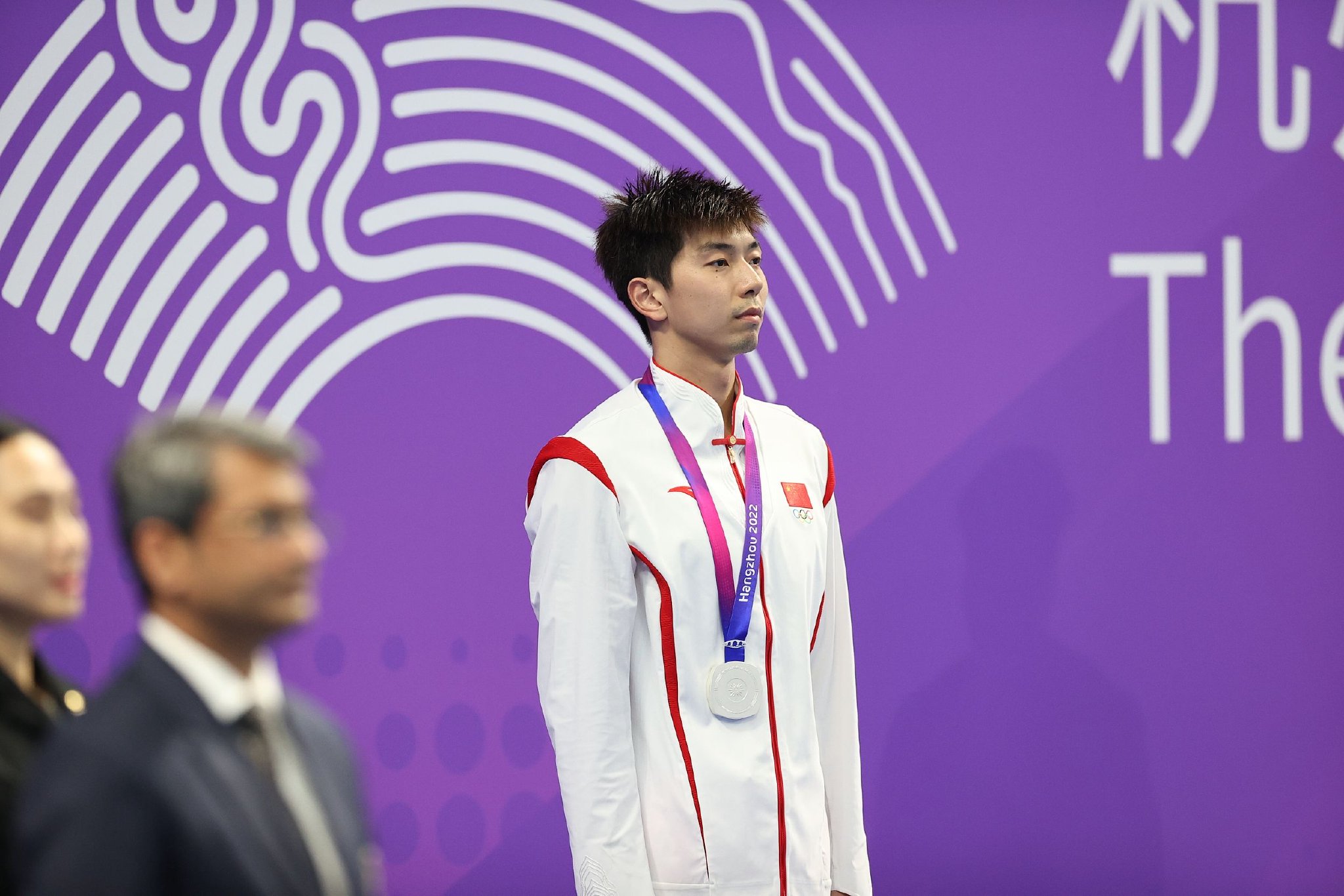 闫子贝在杭州亚运会摘得银牌.