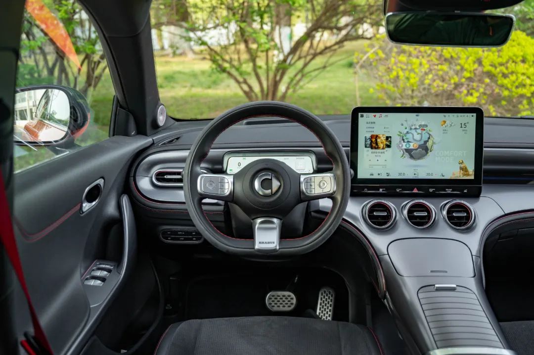 "奔驰标"真香!选它还是小米su7?|brabus_新浪财经_新浪网