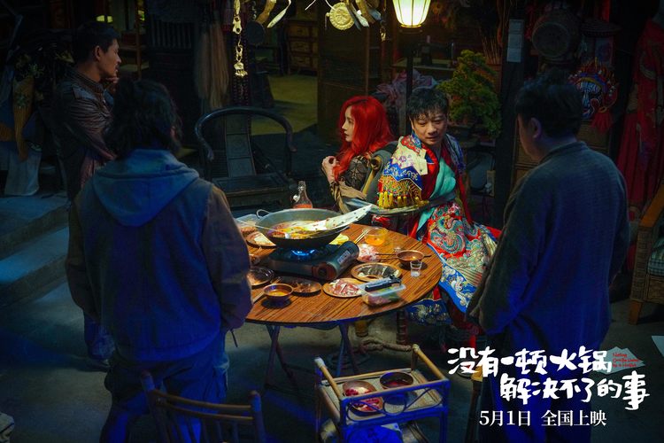 要不咱们小酌一杯？特朗普为了查尔斯三世取消威士忌关税