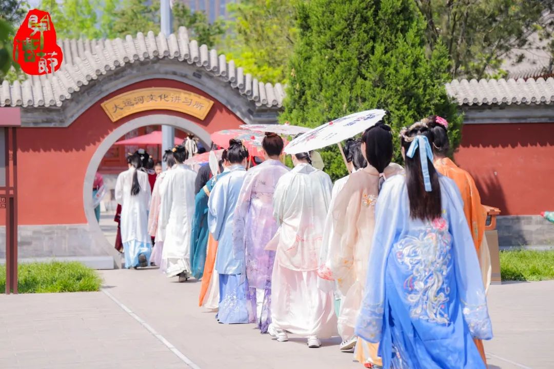 当"副马"遇上开漕节和汉服秀,好玩到next level