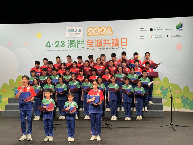 书香的森林里,不仅仅有一个采摘花朵的小红帽