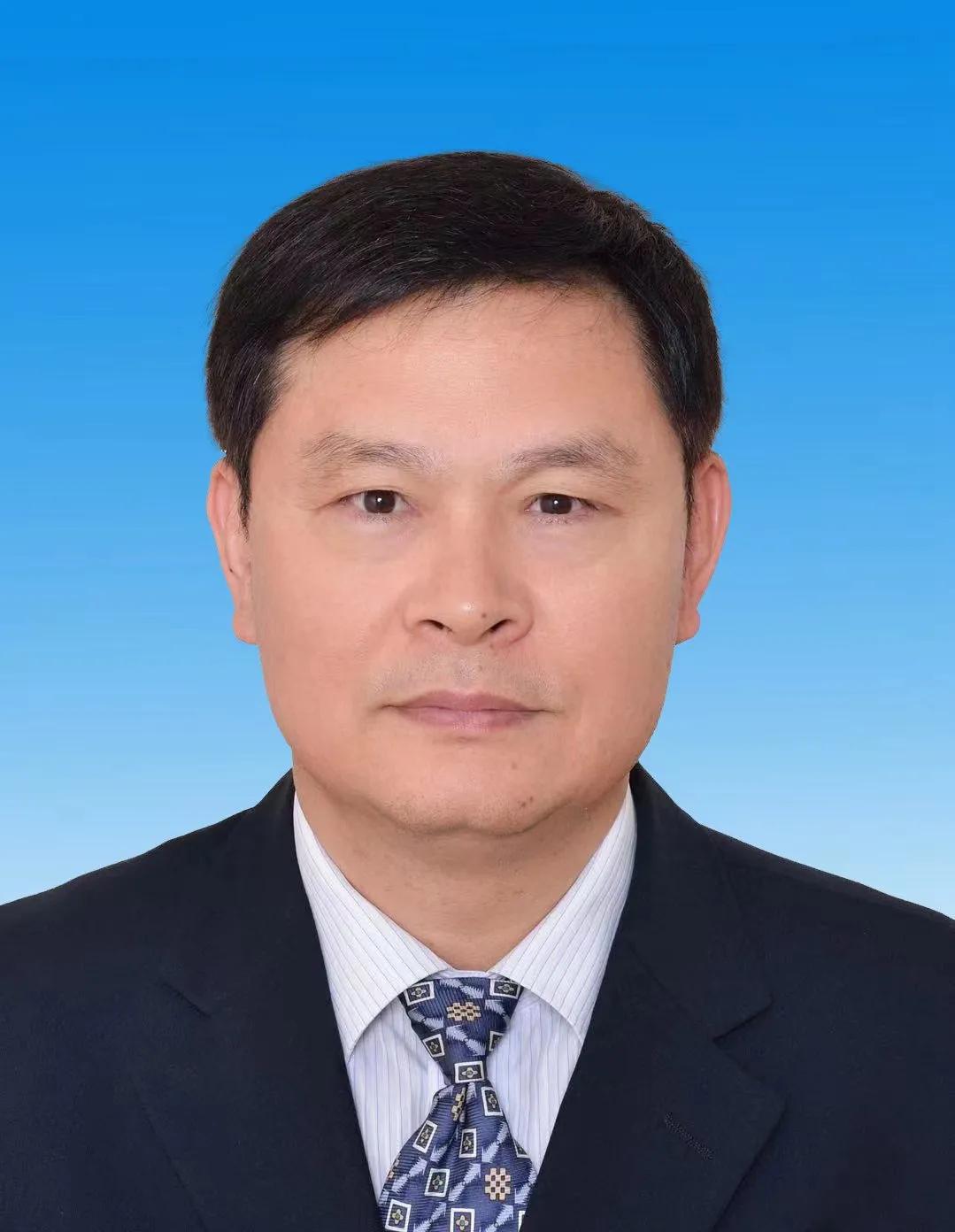 现任青岛市委副书记,市长,市政府党组书记.