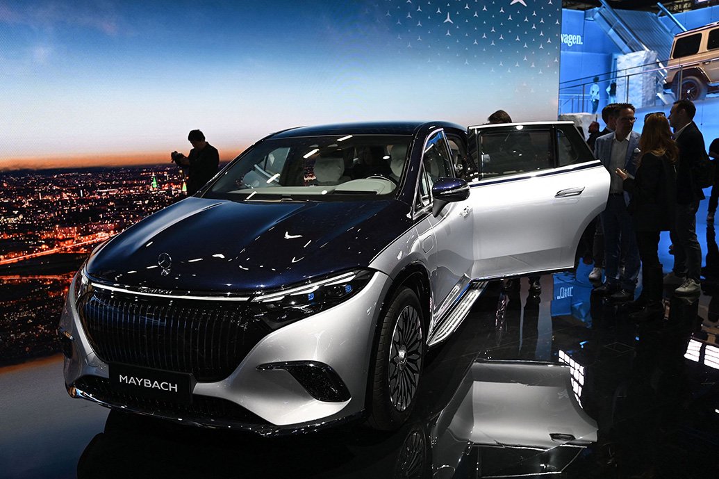 2024年4月25日，第十八届北京国际汽车展览会在中国国际展览中心顺义馆举行，梅赛德斯-迈巴赫亮相。