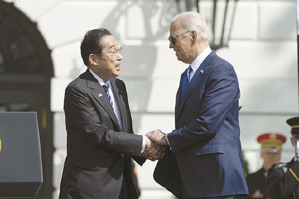 日本首相岸田与美国总统拜登 图GJ