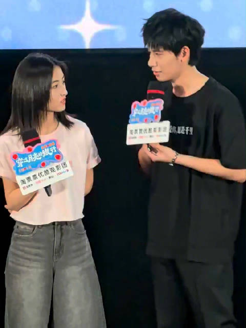 又有耳福了 ，林秀珊@张子枫 王锐@演员胡先煦 的爆笑合唱，主打一个震撼…|张子枫|王锐|胡先煦_新浪新闻