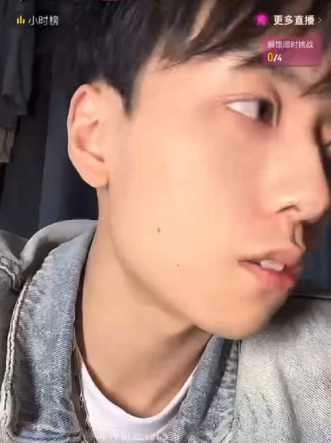 Rapeter被淘汰后开直播谈到队友贰万： 贰万哥看着凶，但人非常好非常随和！|直播|新说唱_新浪新闻