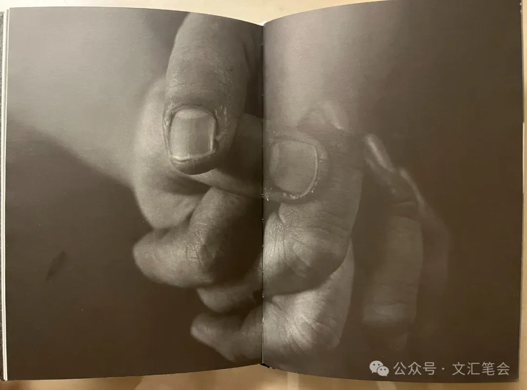 摄自石内都的《黑白》看日本女摄影师石内都的照片时,我总想起我的