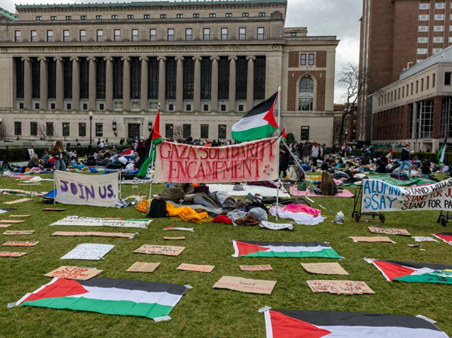 学生占领哥伦比亚大学校园，要求该校从与以色列有联系的公司中撤资。图源：美媒