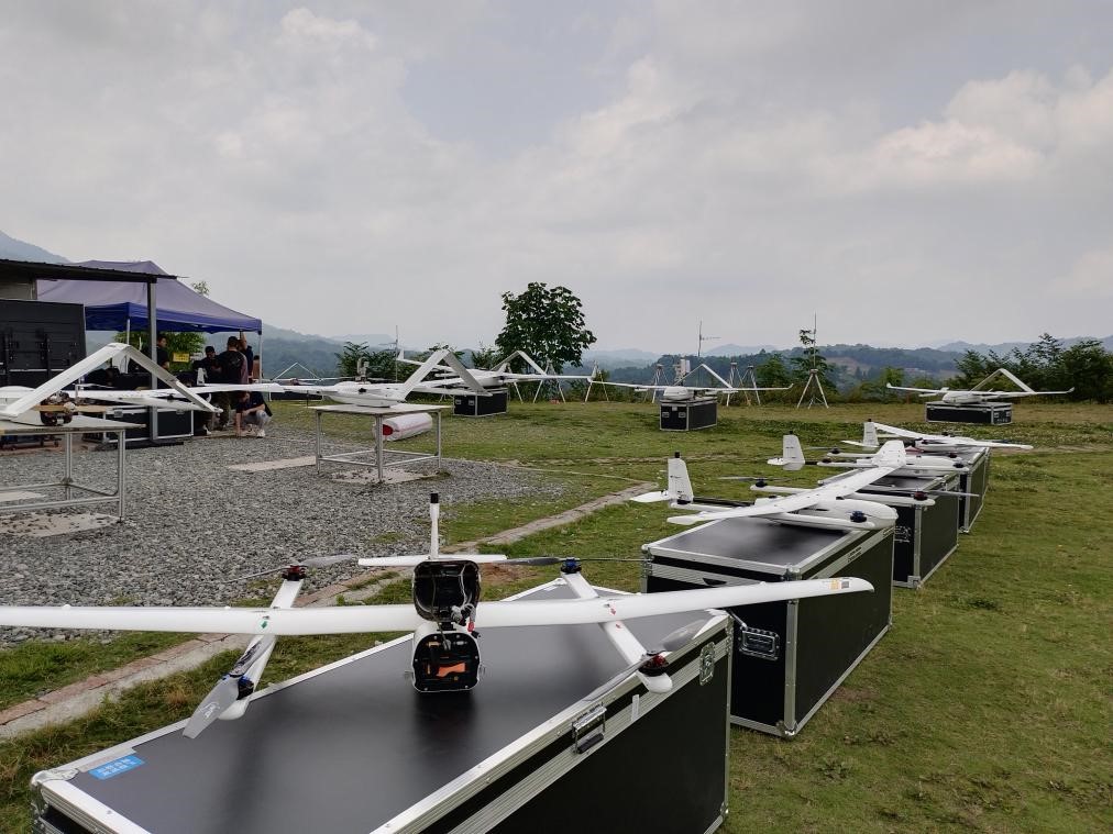 “天空之眼”三号基地的无人机正在测试试飞。受访者供图