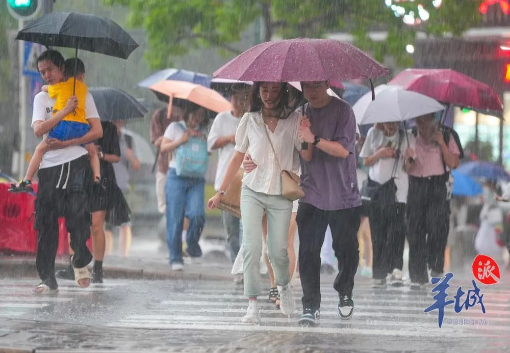 4月以来，广东持续受强降水天气影响。羊城晚报记者 梁怿韬 摄