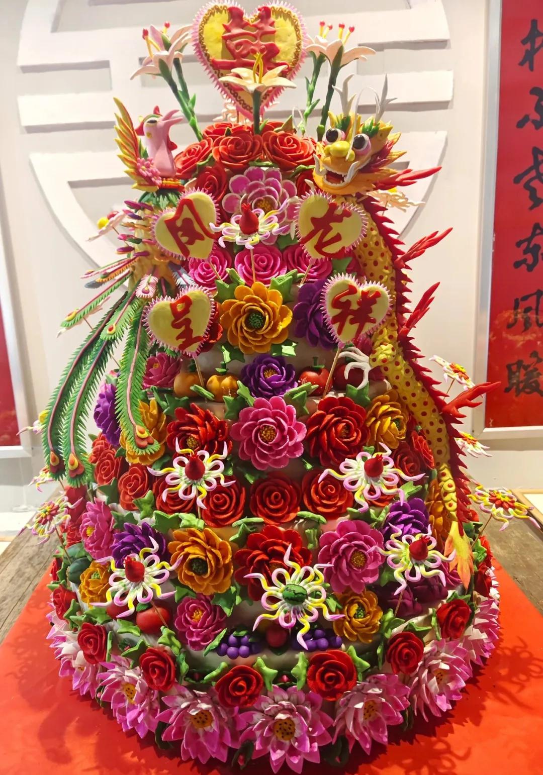 闻喜花馍有龙凤糕,十二生肖糕,九狮
