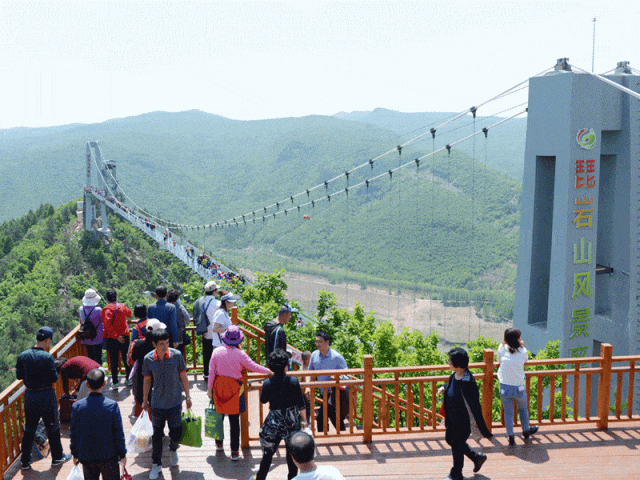 琵岩山文化旅游风景区,琵岩山温泉古村落推出(抖音)线上优惠套票,助力