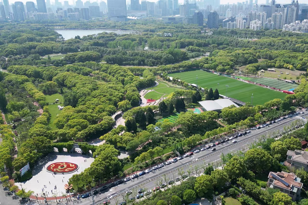 世纪公园值得一提的是,五一前夕,作为上海最大城市公园的世纪公园正式