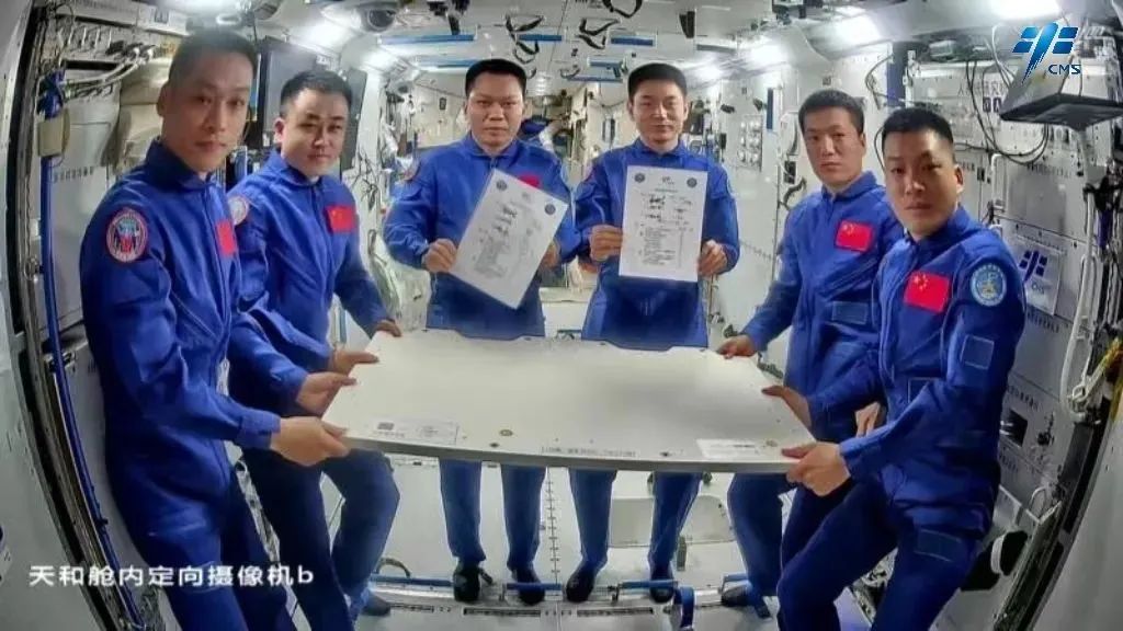 图片来源：中国载人航天工程办公室