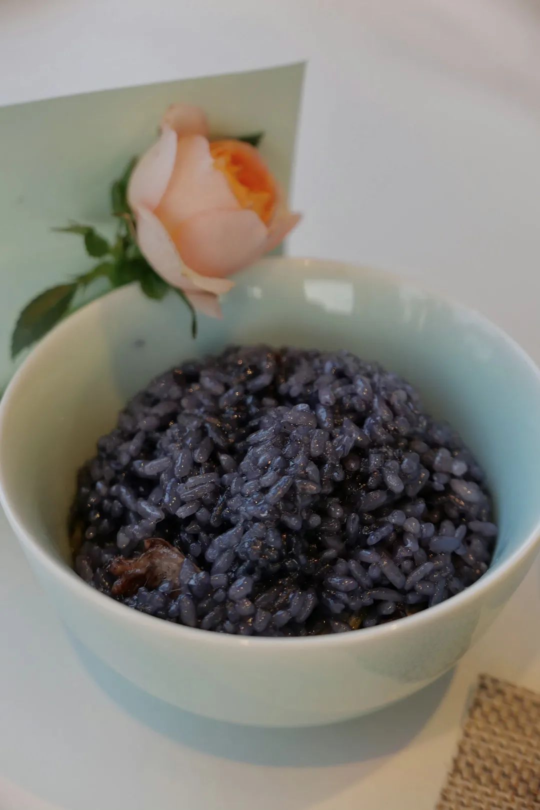 立夏乌米饭 摄影/汪亚奇