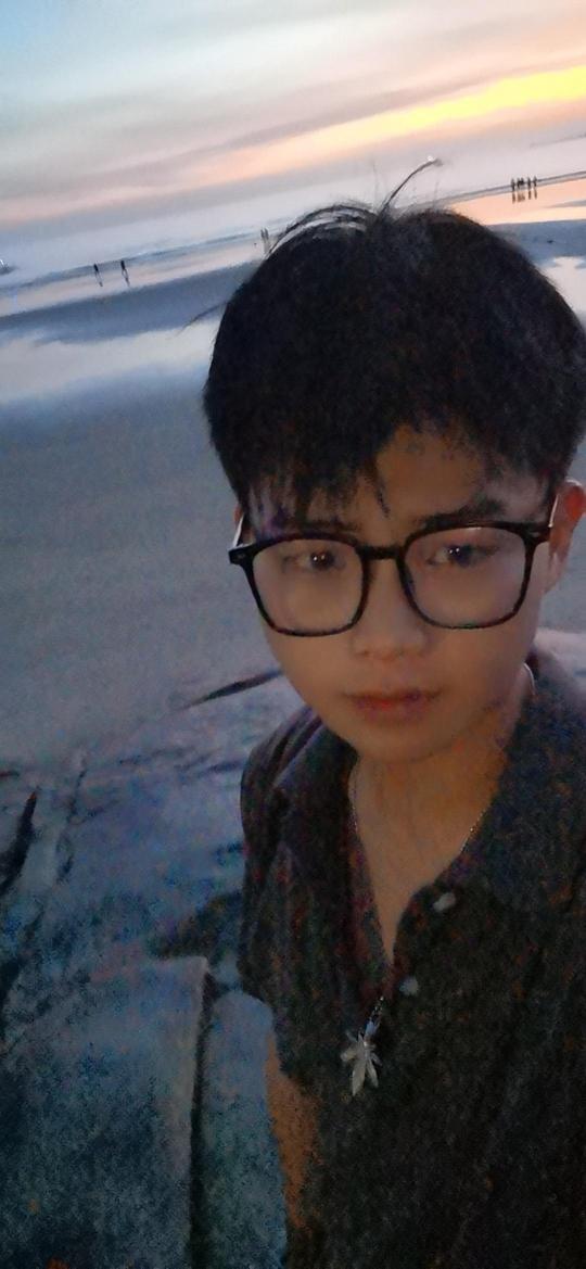 “别人救了我，我也要救别人！”这位00后小伙，逆行奔向塌方深处救人|救人|救援|塌方_新浪新闻