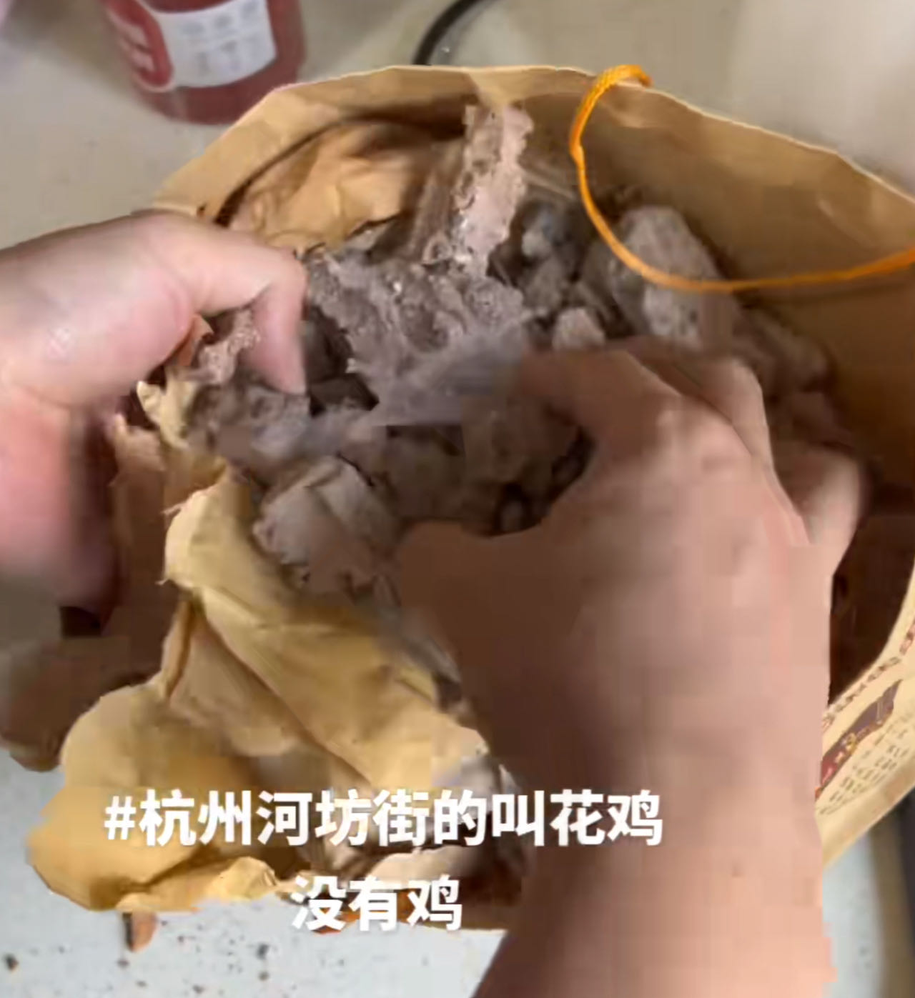 世乒赛爆冷，首位世界冠军输球，30日赛程公布港澳狭路相逢