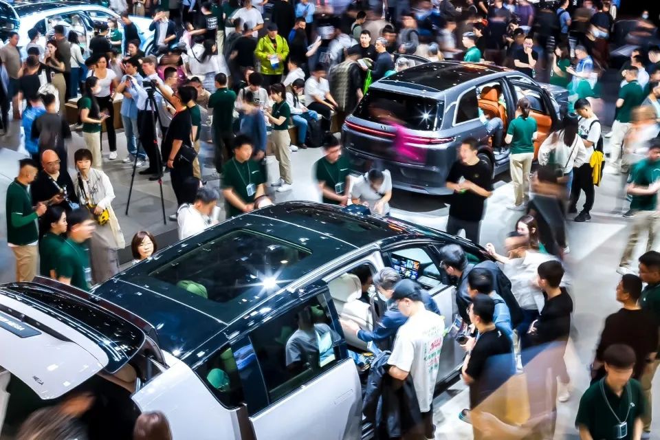 另一方面,华南国际车展,湖南车展,深圳车展,天津五一汽车嘉年华,西安