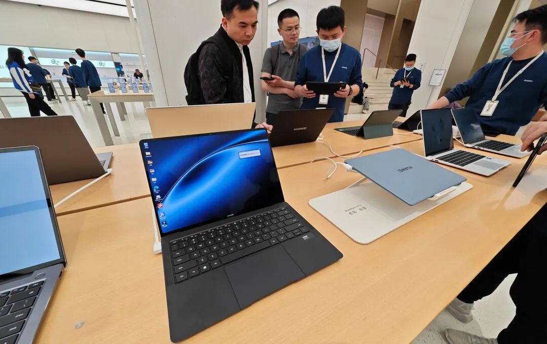 4月11日，华为新款MateBook X Pro正式发布。图自视觉中国