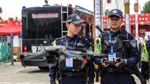 宁夏公安机关:强化人才队伍建设 推动无人机实战应用