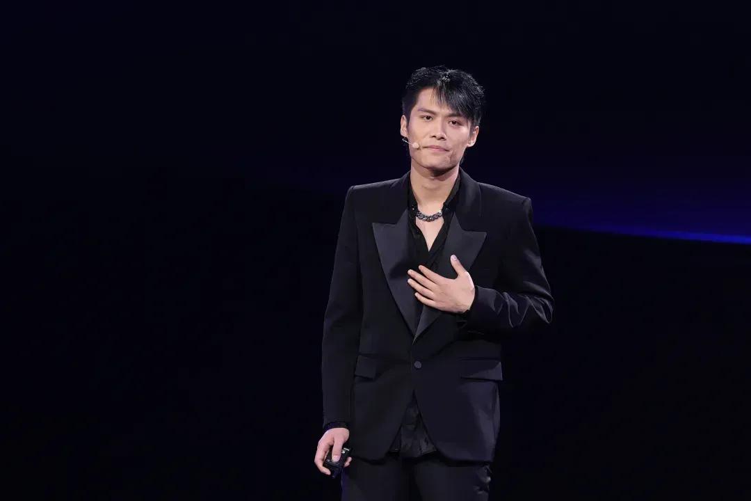 逃离直播带货,小杨哥转行了