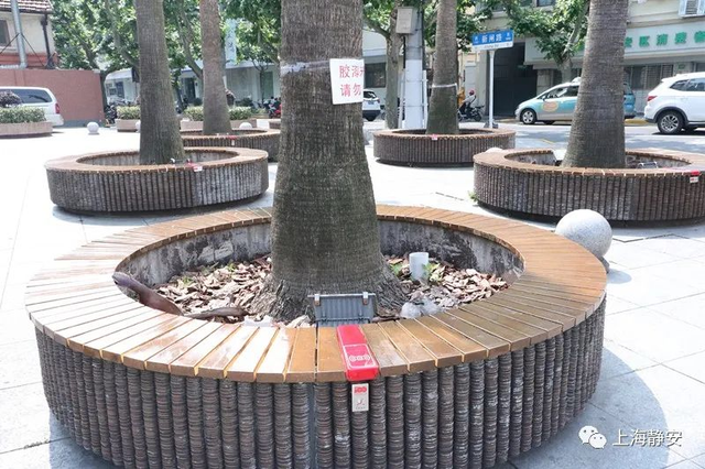 新闸路常德路点位的公共座椅。来源：微信公众号“上海静安”