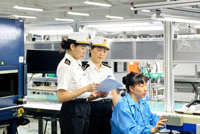 aeo"金字招牌"为中小企业参与国际贸易添足信心|海关_新浪财经_新浪网