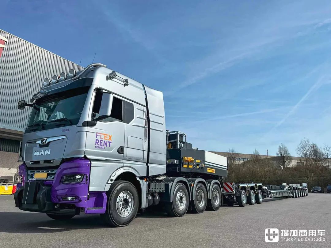 除了牵引车本身之外,flex rent还为这三台tgx大件车订购了全新的重型
