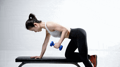 运动时"抖胸"会让胸部下垂不可逆?运动内衣真的要穿专业的才行!