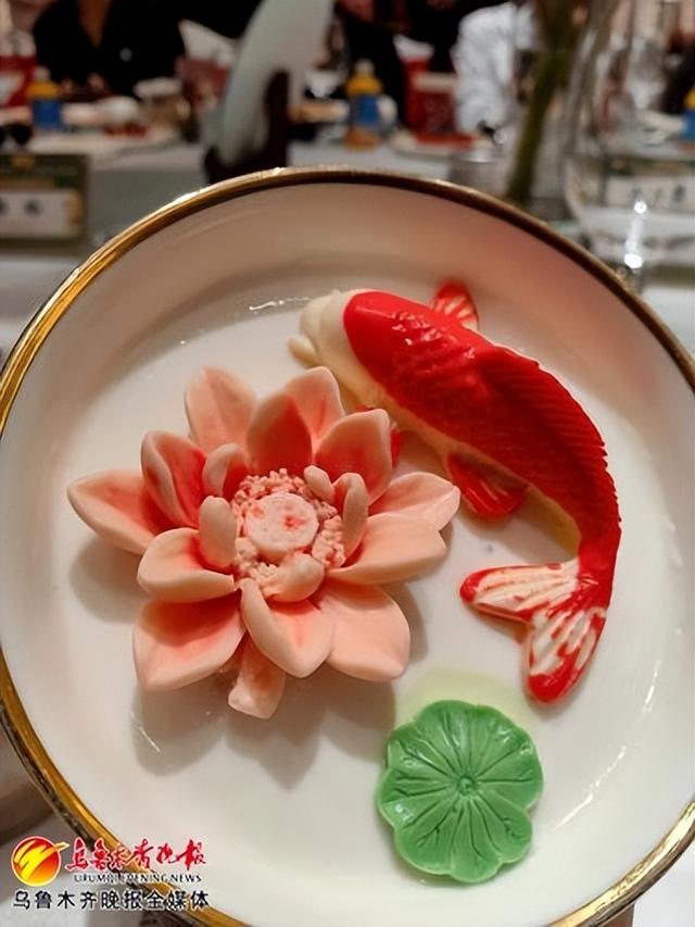 新疆创意菜品打造舌尖上的"新体验"