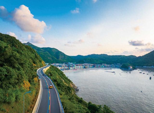 东海岸1号公路炎亭段 苍南县文化和广电旅游体育局供图本报记者 张 欣