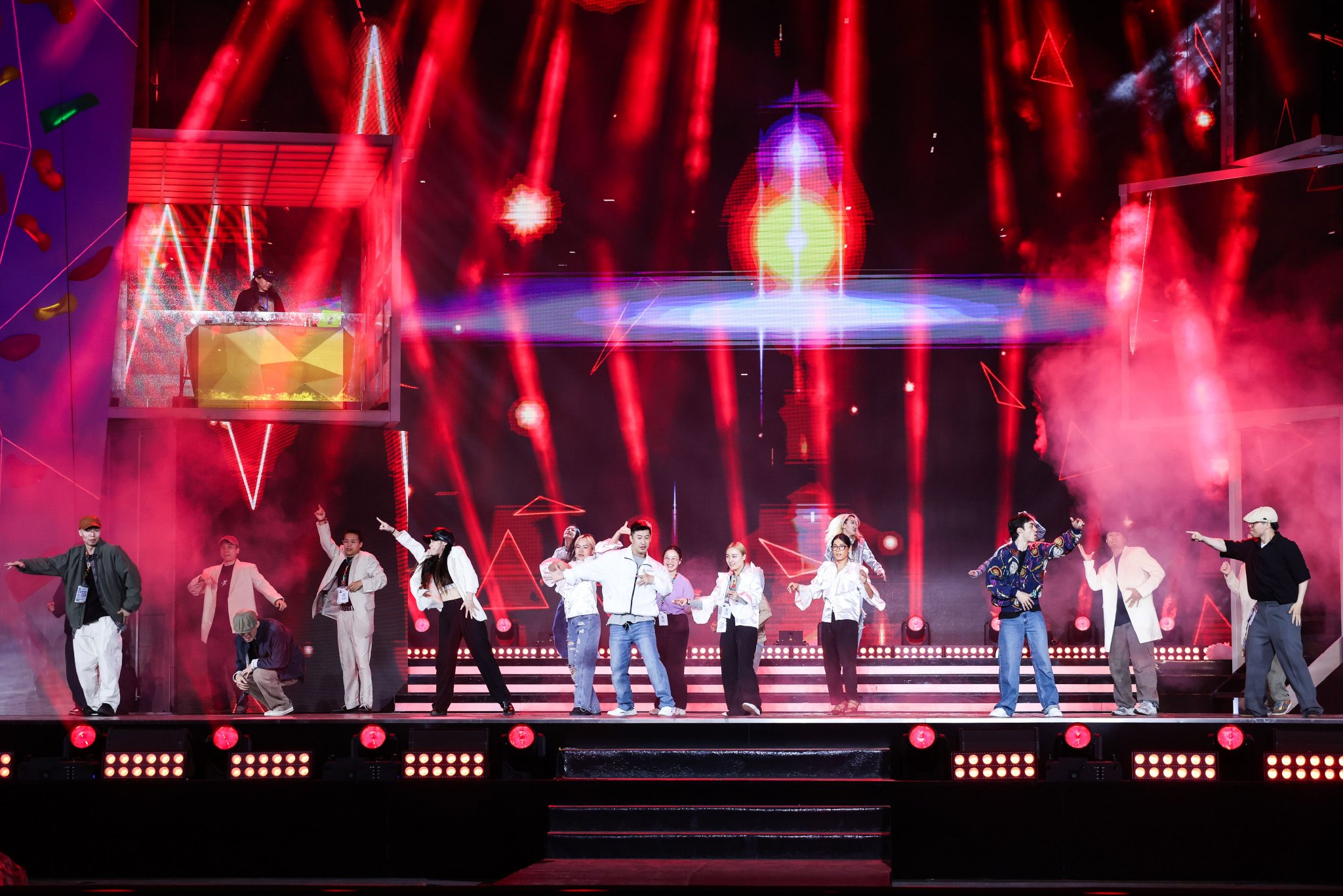 海沙尔 图国风街舞大神zoffy大饼也将来到现场,和caster hiphop团队一