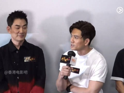伍允龙路演现场“王九”上身,癫公出现!|伍允龙_新浪新闻
