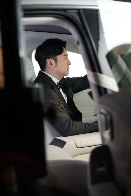 实力派影视明星@雷佳音 代言@飞凡汽车 r7