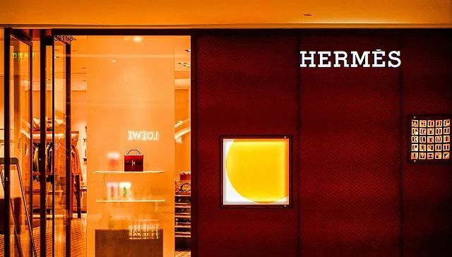 头部奢侈品牌挤占购物中心,二线品牌无处开店