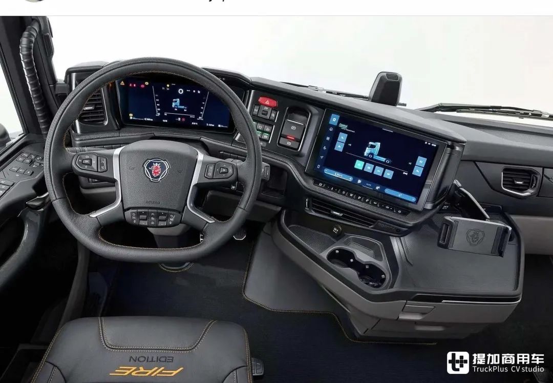 火红外观 770匹v8动力,大屏内饰抢眼,斯堪尼亚770 s火焰限量版实拍