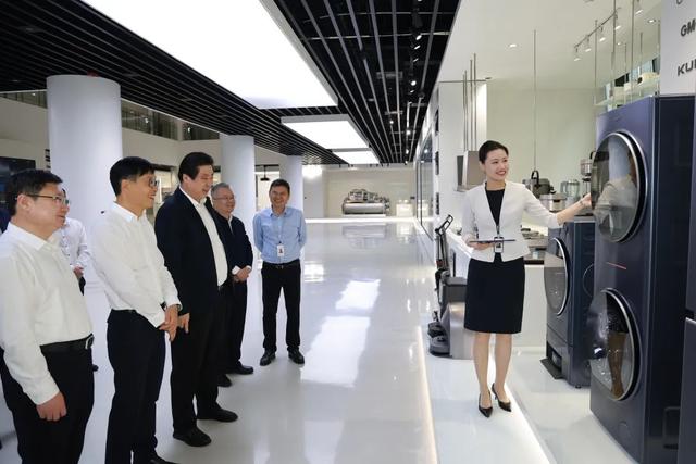 美的集团旗下的无锡小天鹅电器有限公司已发展成为集团全球最大的洗衣