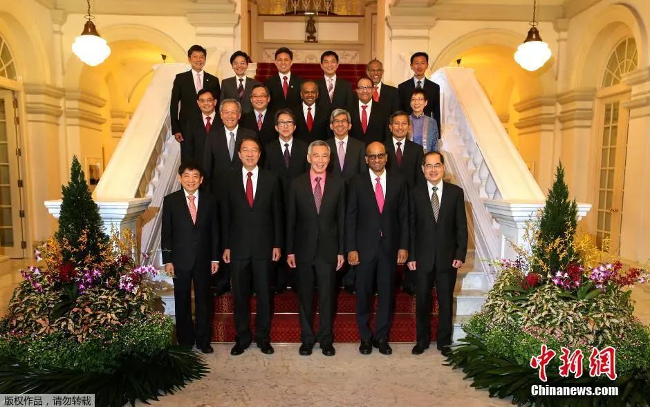 李显龙交棒,20年无憾