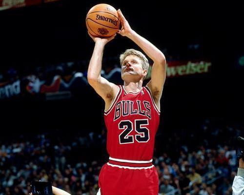 nba历史三分命中率最高的球员是谁?