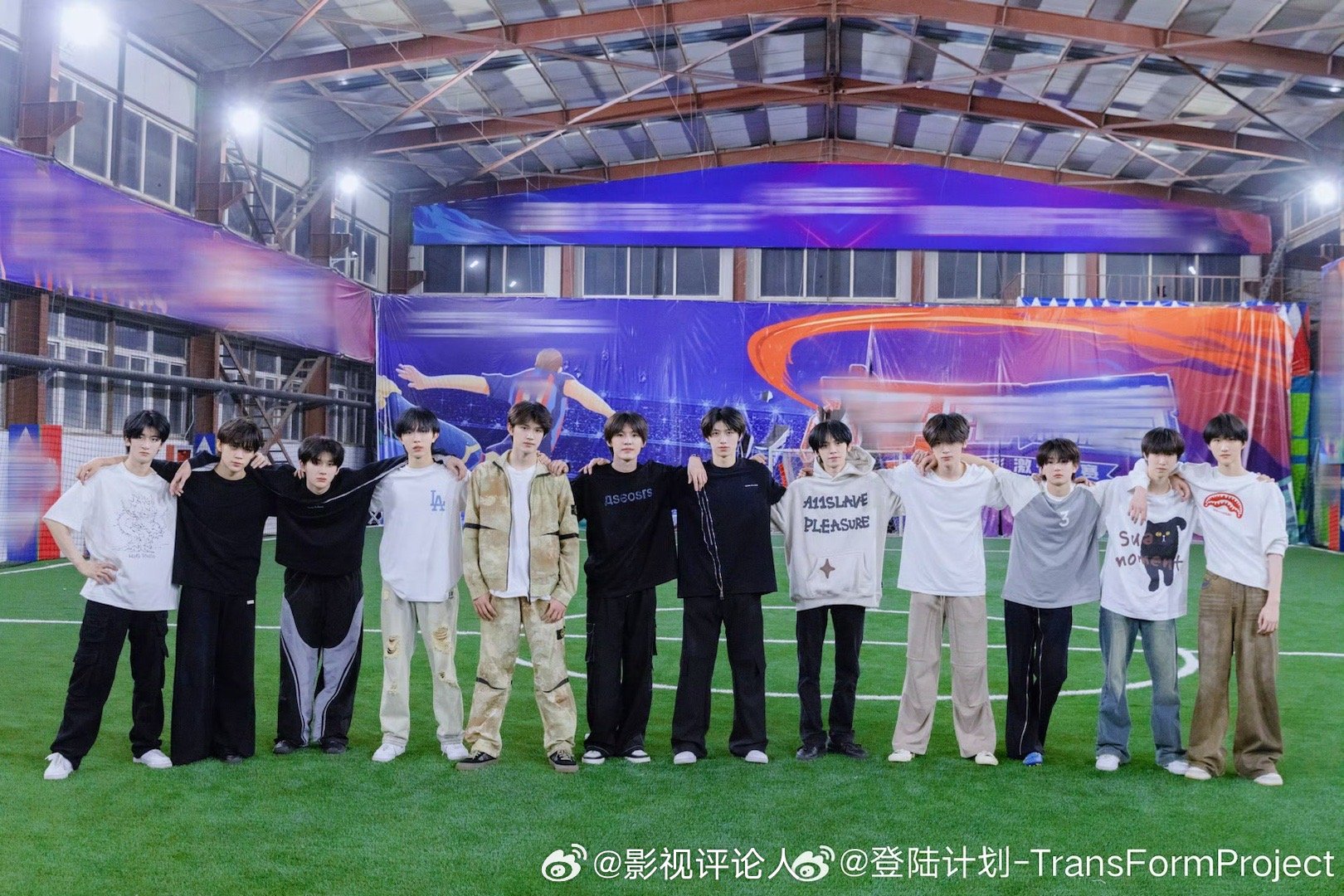 TF家族三代出道战明日官宣!|TF家族|张泽禹|左航_新浪新闻