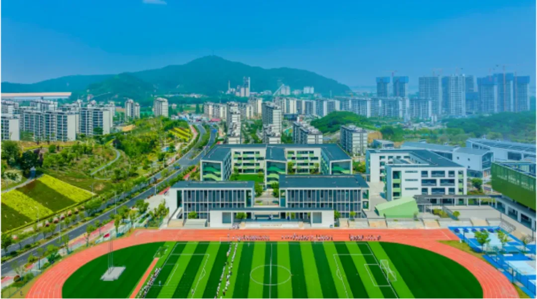 高分交卷!七年打造一座欢乐大城,瞰江新品即将加推