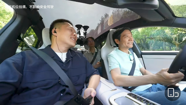 小米雷军称智能驾驶技术仍需改进 呼吁小米车主谨慎使用-新浪汽车